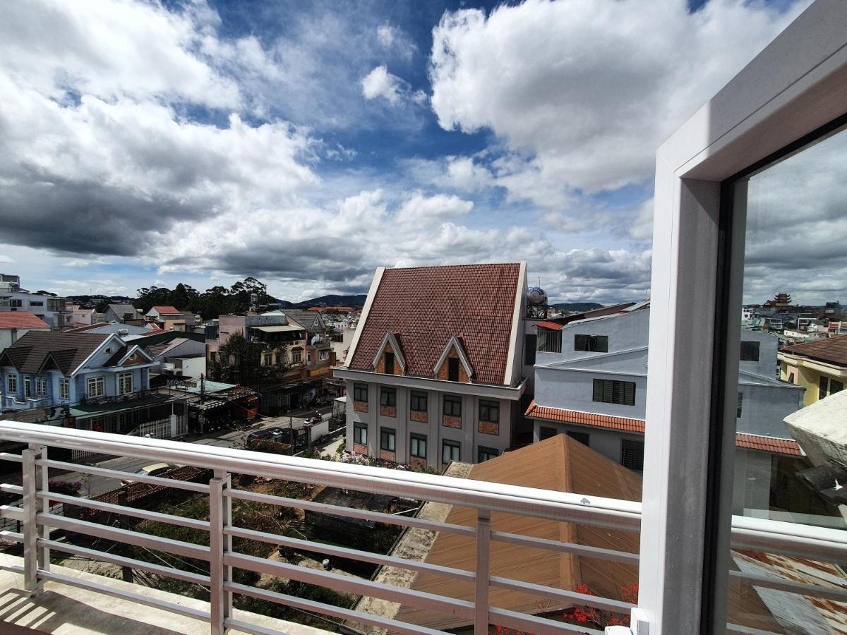 Dong Duc Hostel Da Lat Exterior photo